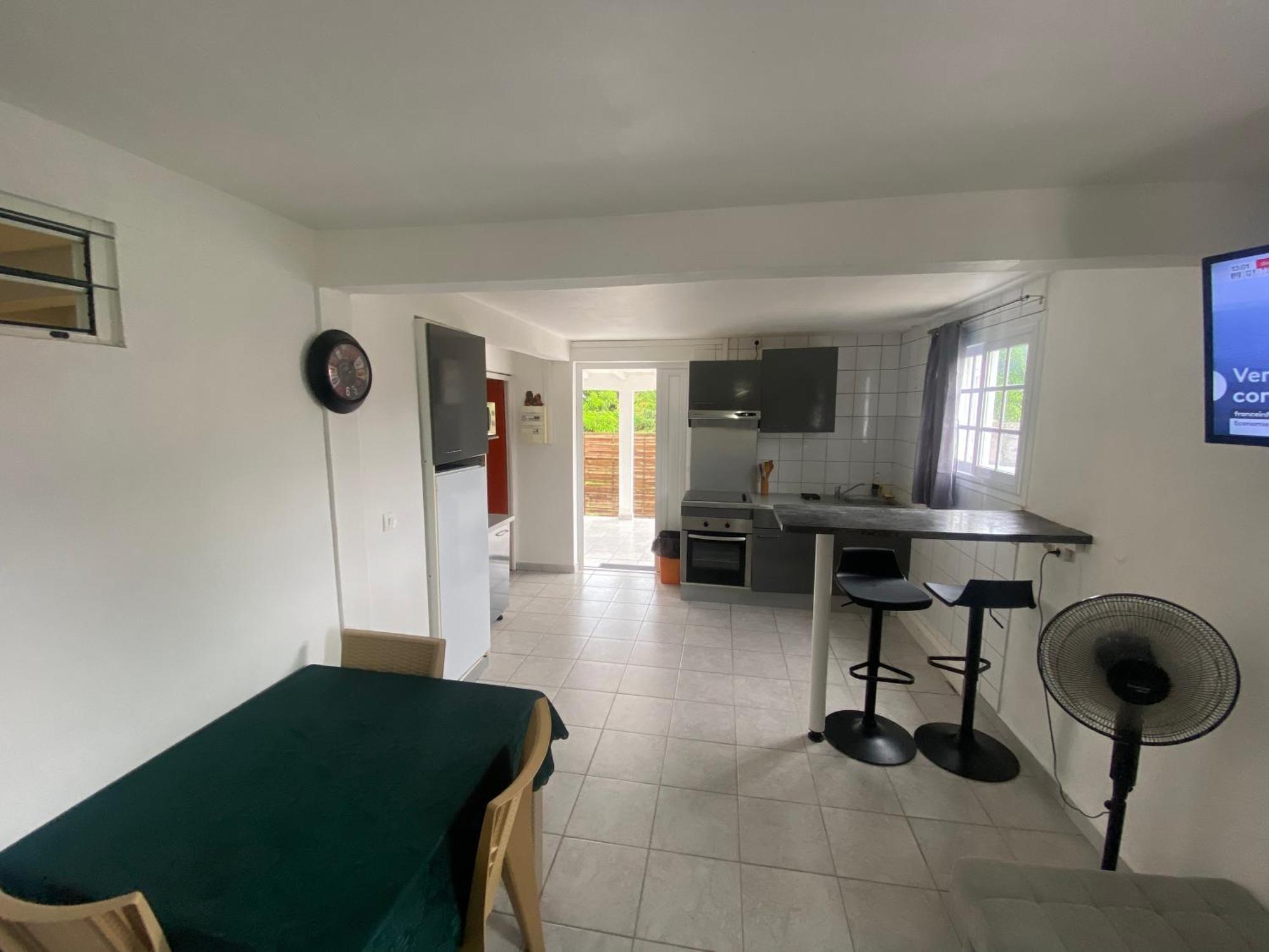 Logement De 40M2 Avec Terrasse, Moderne Et Equipe Petit-Canal Dış mekan fotoğraf